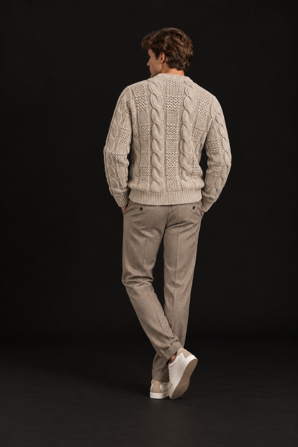 Men’s Textured Cable Knit Crew Neck Sweater